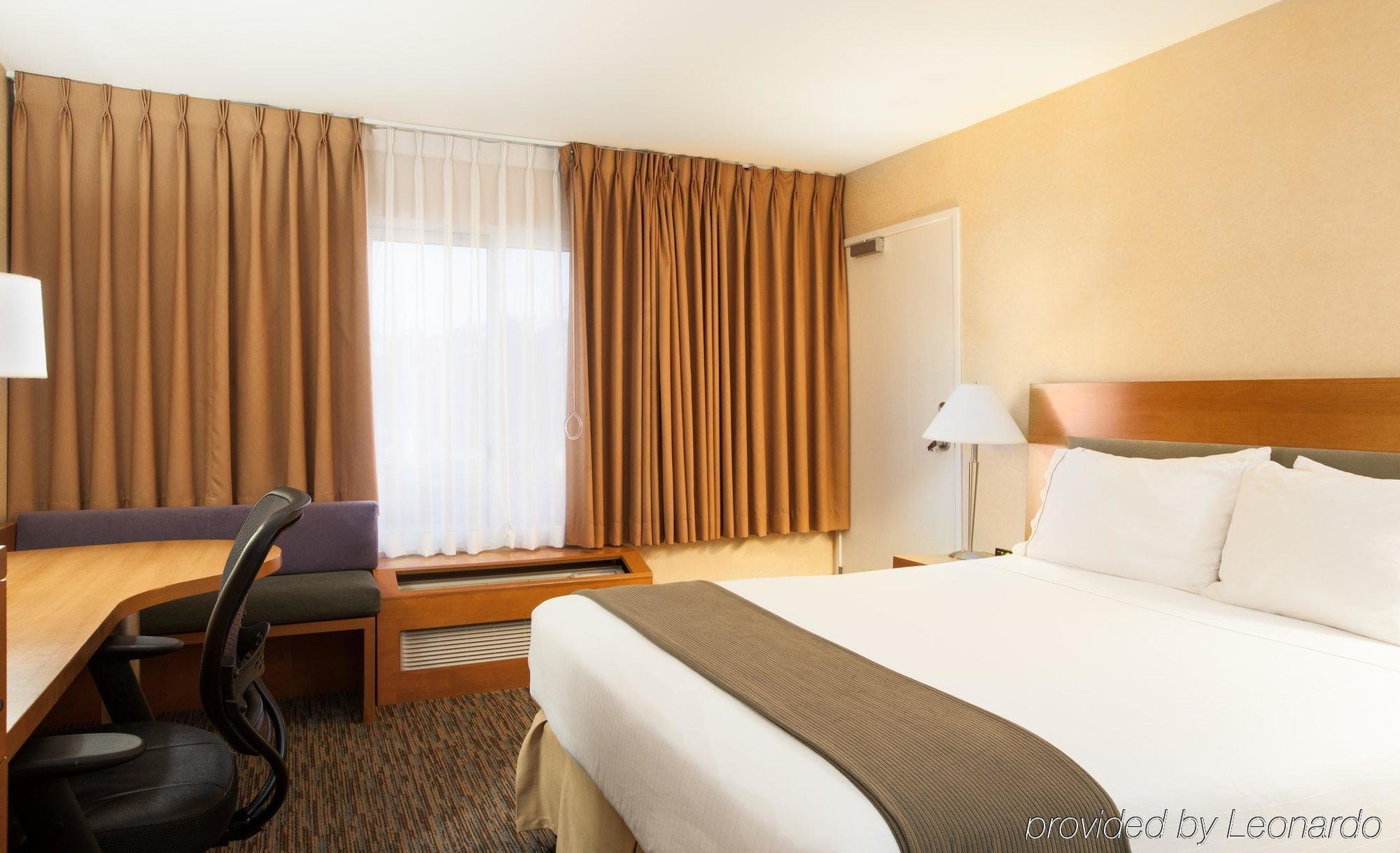 Holiday Inn Express West Los Angeles By Ihg Экстерьер фото