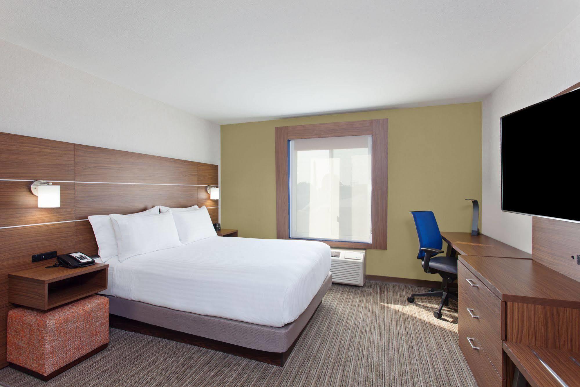 Holiday Inn Express West Los Angeles By Ihg Экстерьер фото