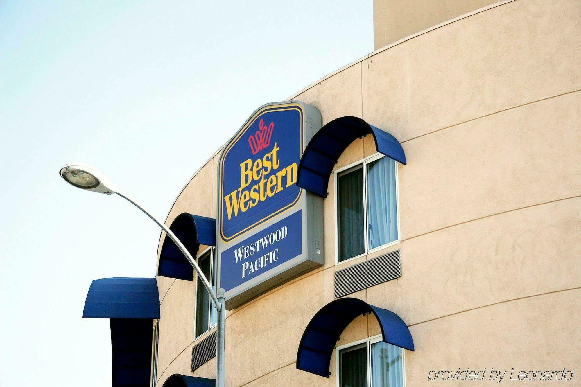 Holiday Inn Express West Los Angeles By Ihg Экстерьер фото