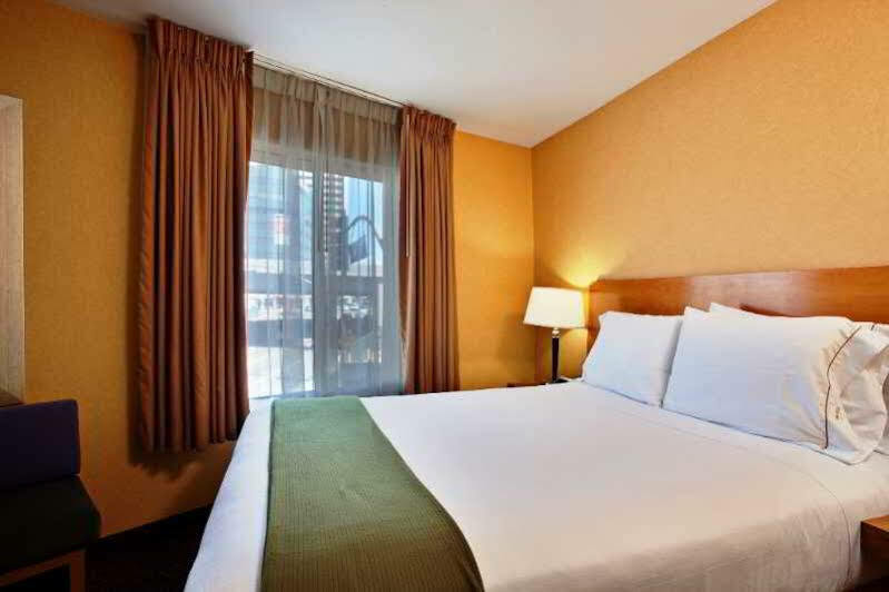 Holiday Inn Express West Los Angeles By Ihg Экстерьер фото