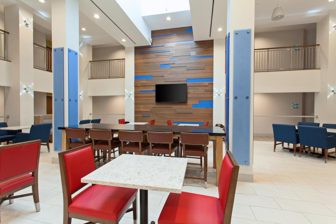 Holiday Inn Express West Los Angeles By Ihg Экстерьер фото